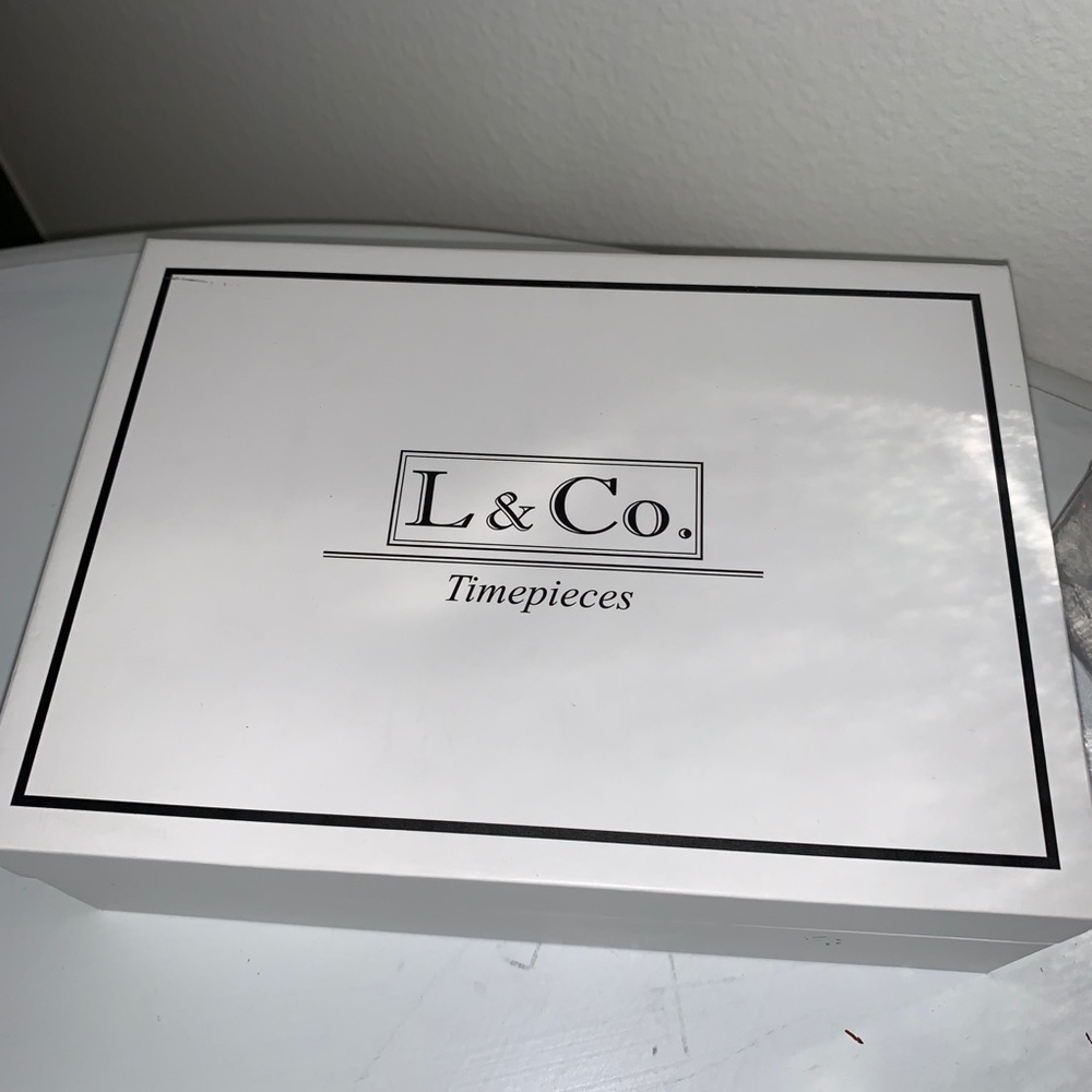 L & Co Timepieces - Picture 3 of 3